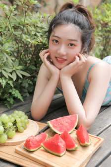 最经典的两人轮流取珠题目
